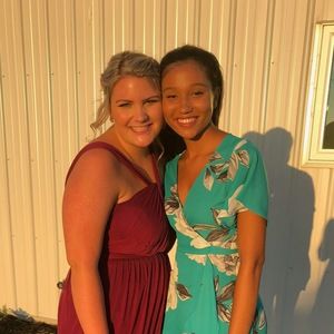 Meet your Posher, Olivia